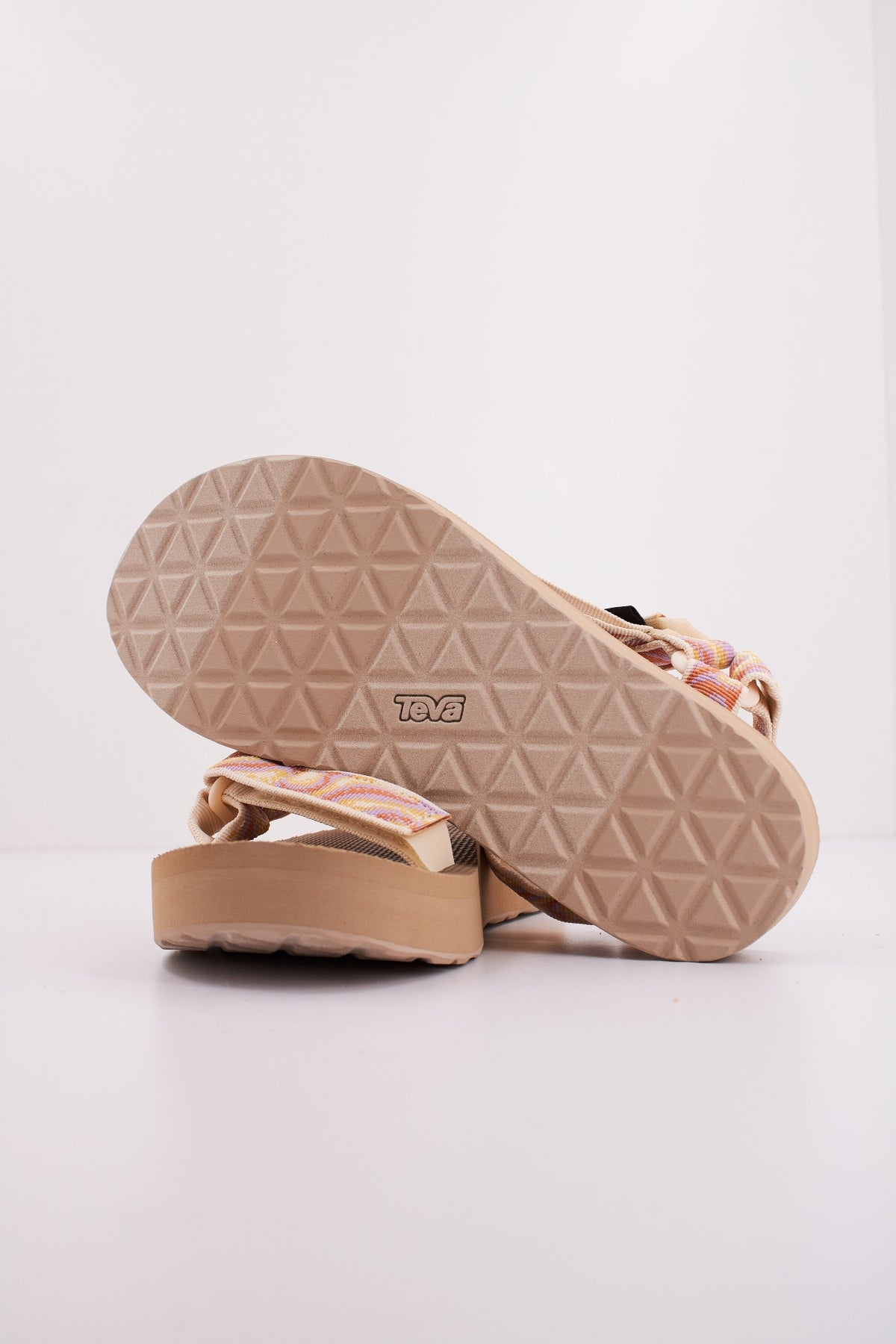 TEVA  W MIDFORM UNIVERSAL en color MARRON  (5)