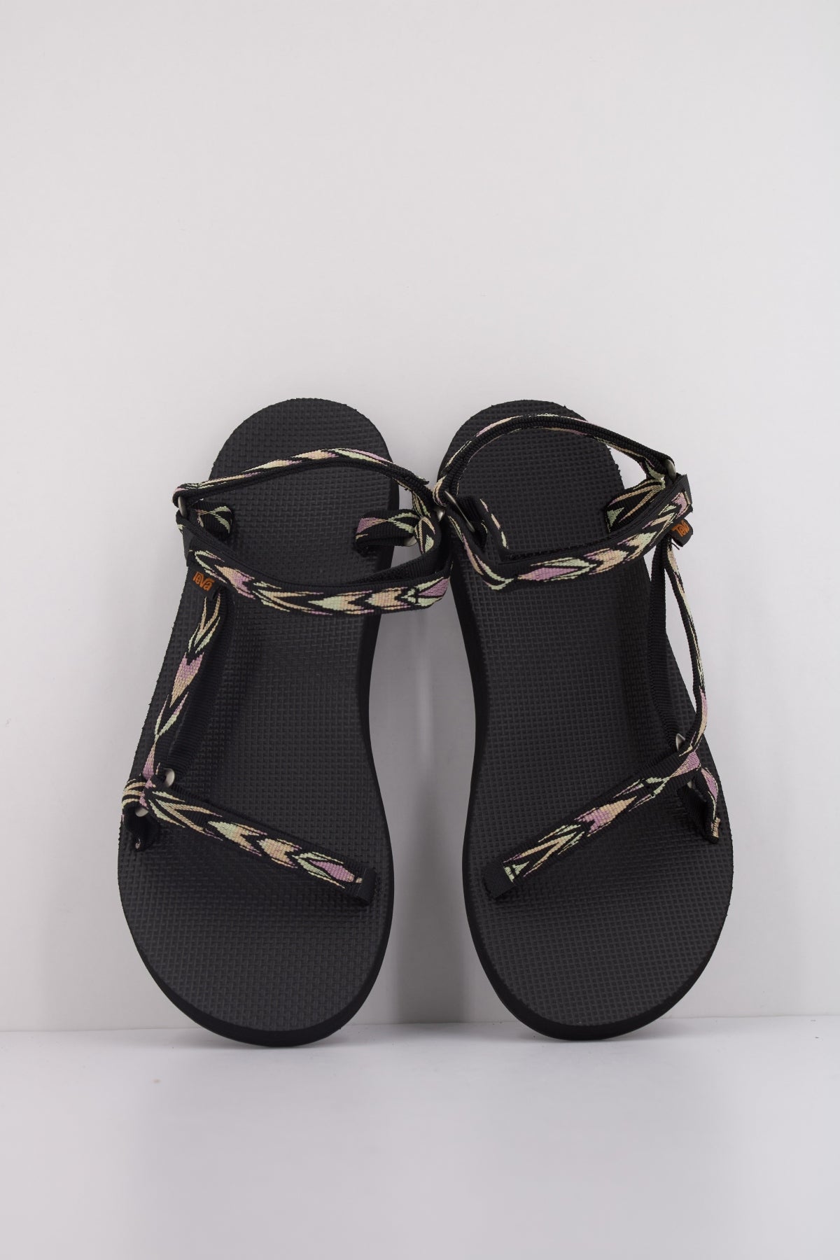 TEVA W ORIGINAL UNIVERSAL SLIM en color NEGRO  (3)