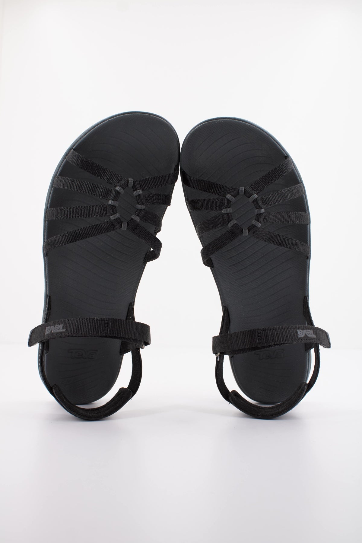 TEVA W TIRRA TRAVELLE en color NEGRO  (3)