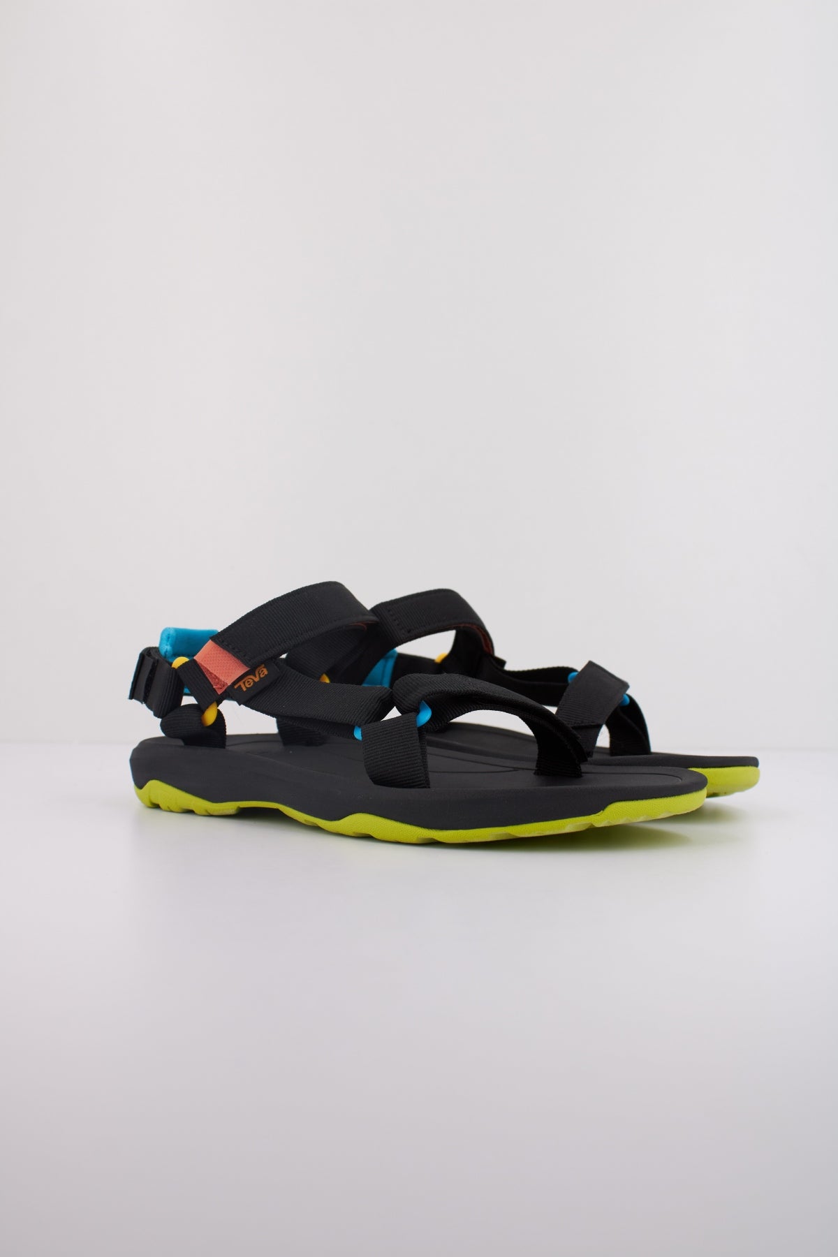 TEVA Y HURRICANE XLT en color NEGRO  (2)