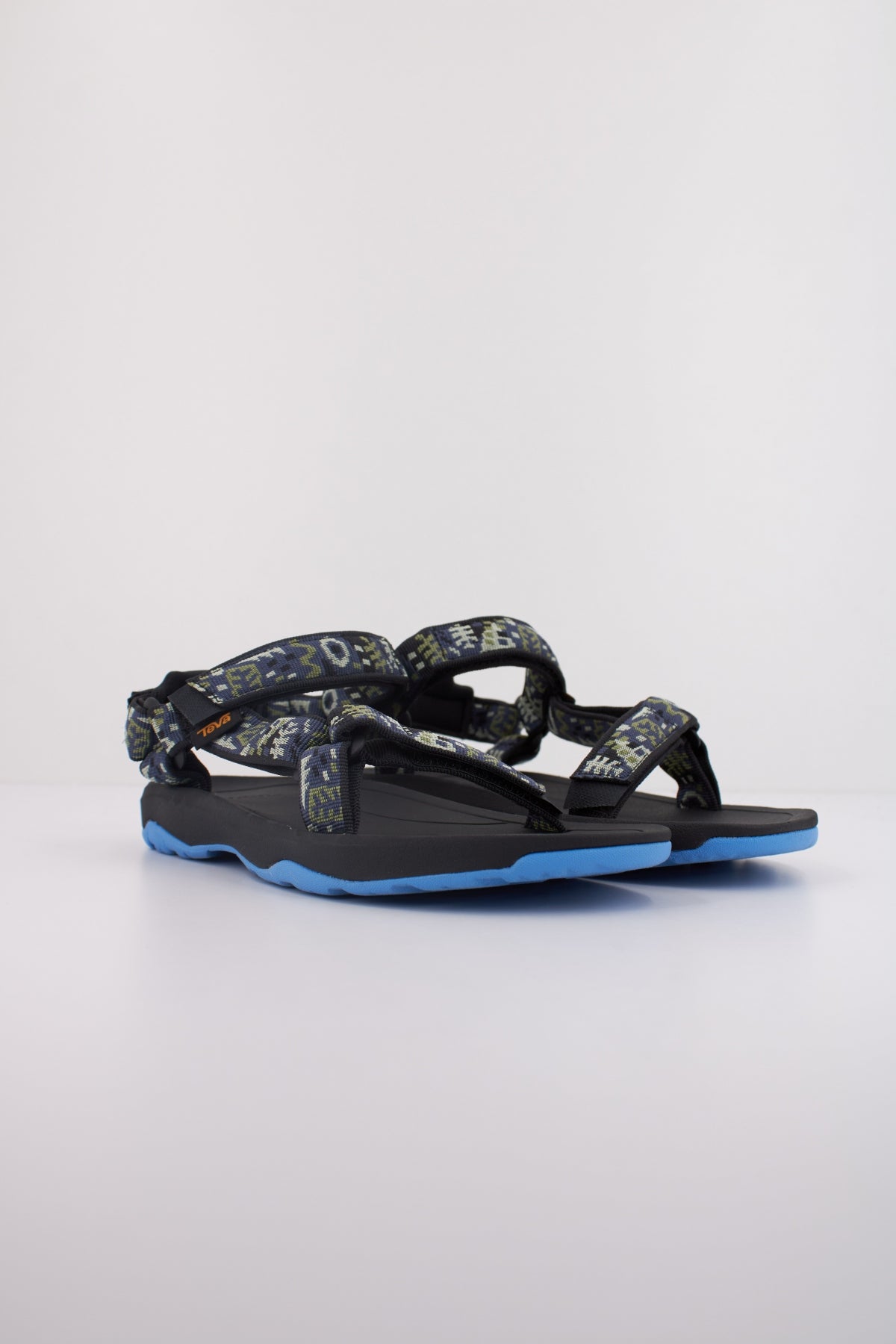 TEVA Y HURRICANE XLT en color NEGRO  (2)