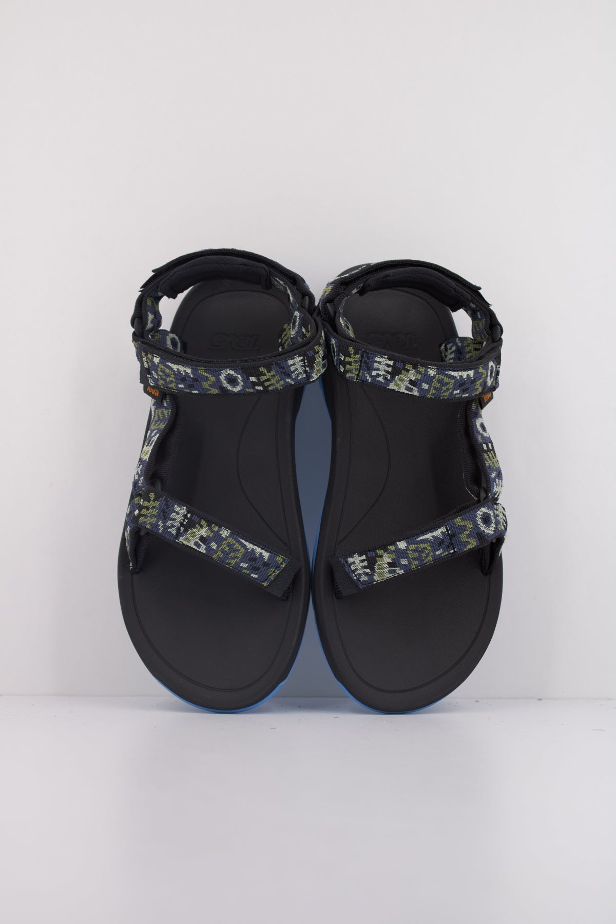 TEVA Y HURRICANE XLT en color NEGRO  (3)