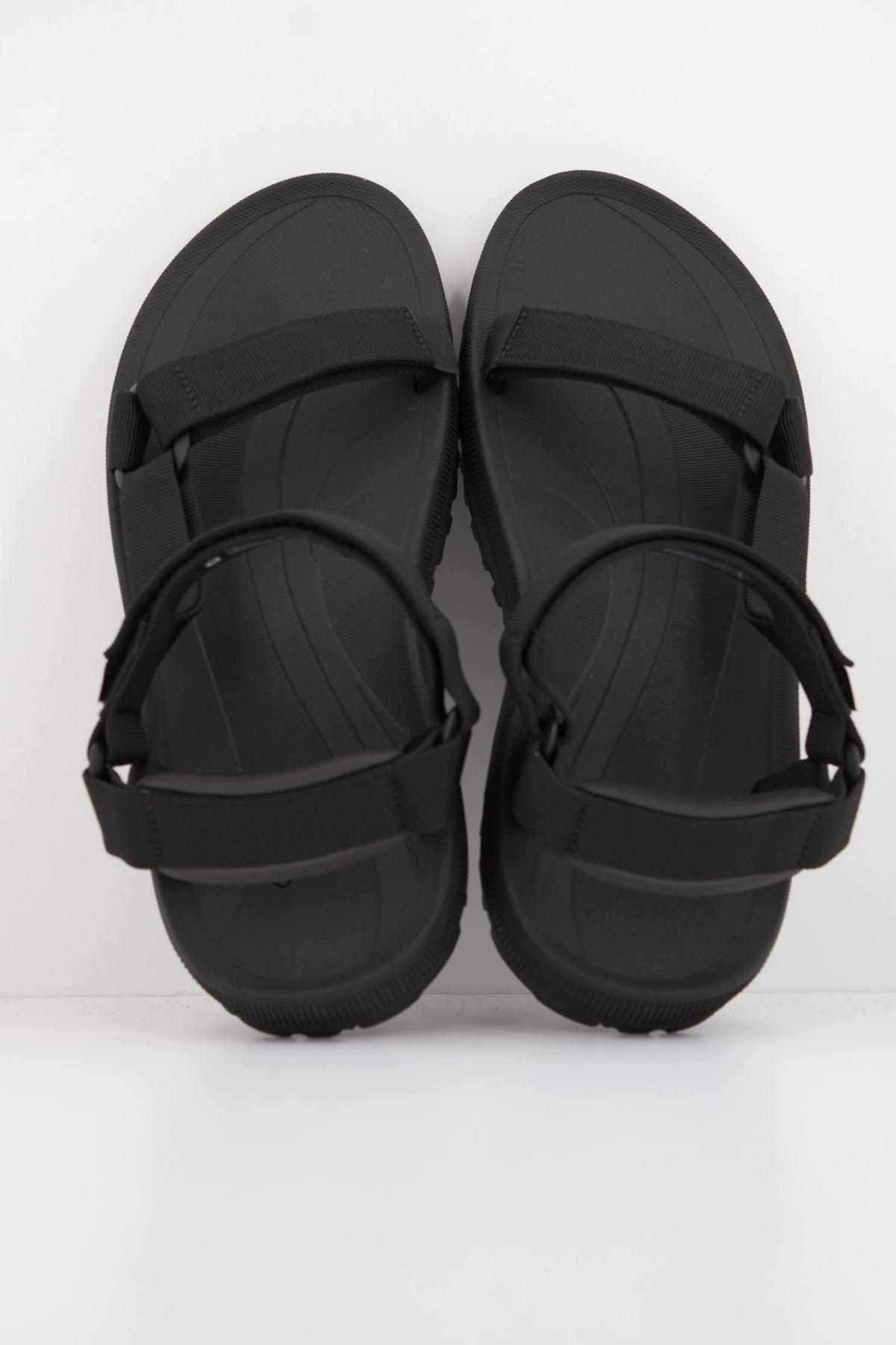 TEVA M WINSTED en color NEGRO  (3)