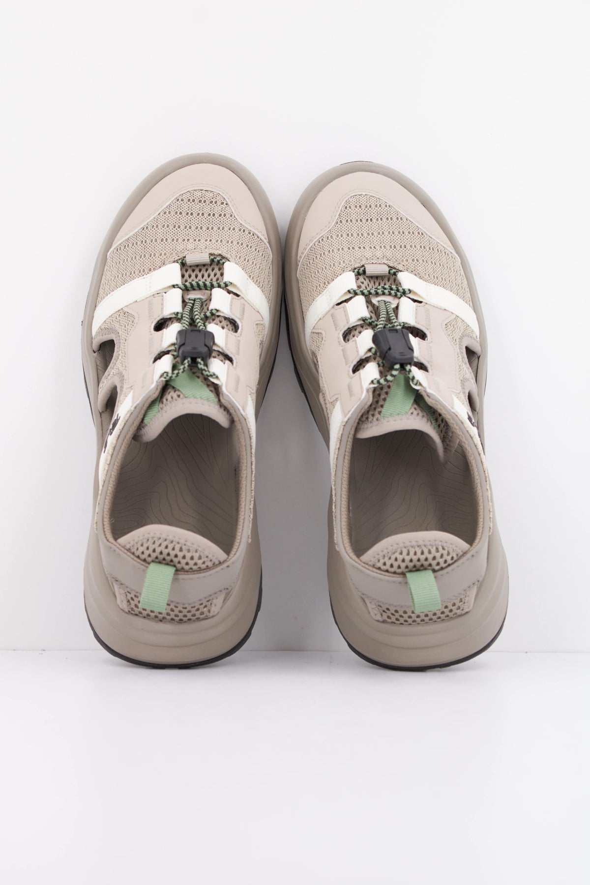 TEVA W OUTFLOW CT en color BEIS  (3)