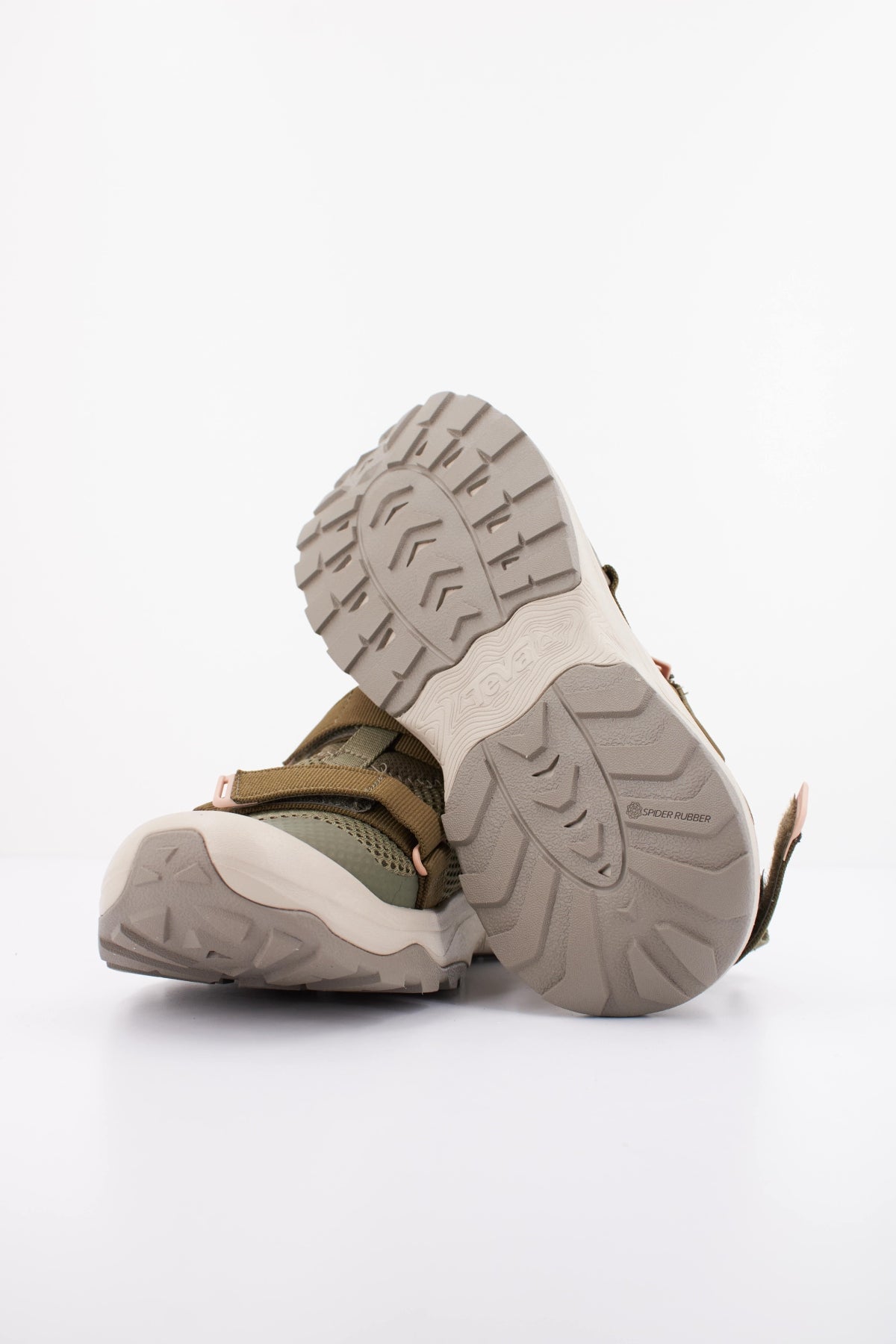 TEVA W OUTFLOW UNIVE  en color VERDE  (5)