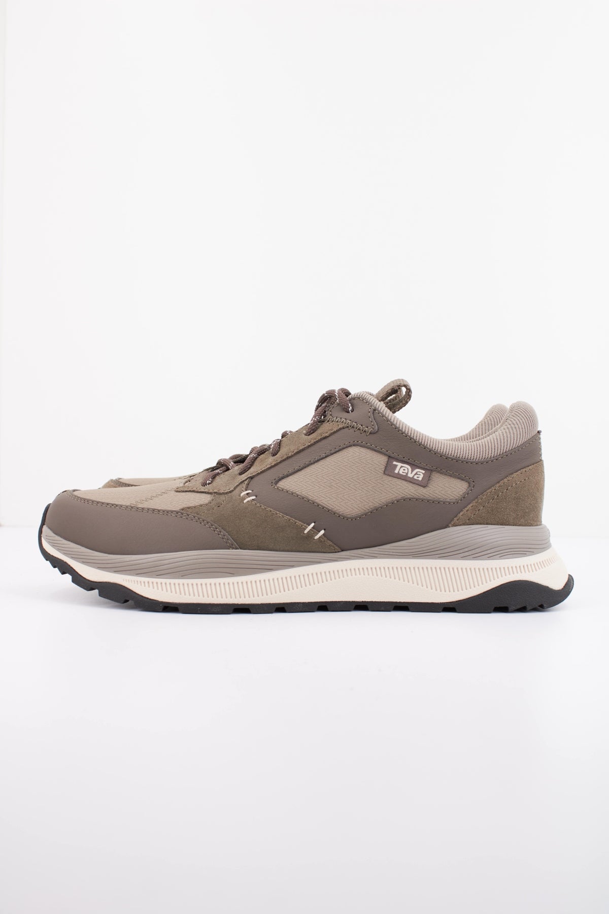 TEVA TERRAWAVE SNEAK en color VERDE  (1)