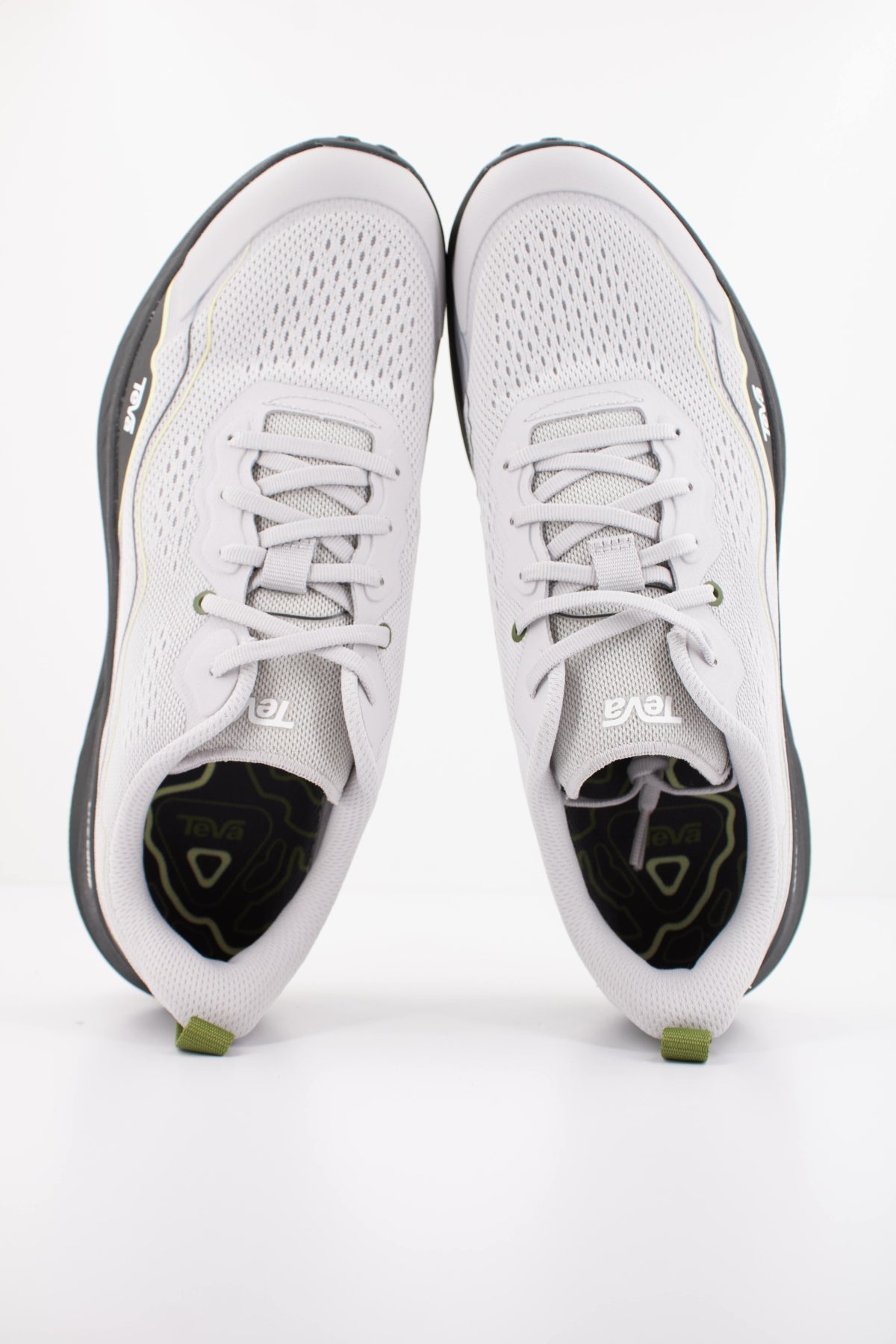 TEVA M TRAILWINDER L en color GRIS  (3)