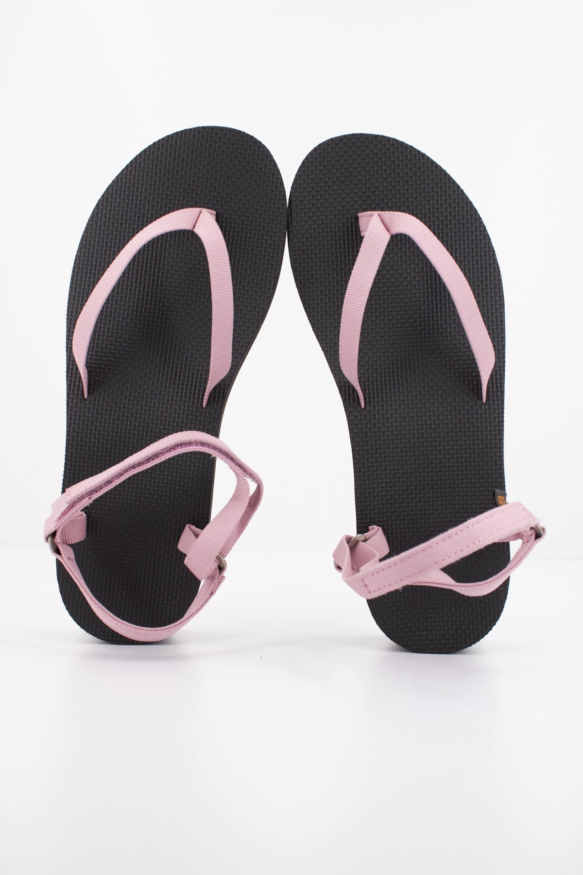 TEVA W FLATFORM SLIM en color ROSA  (3)
