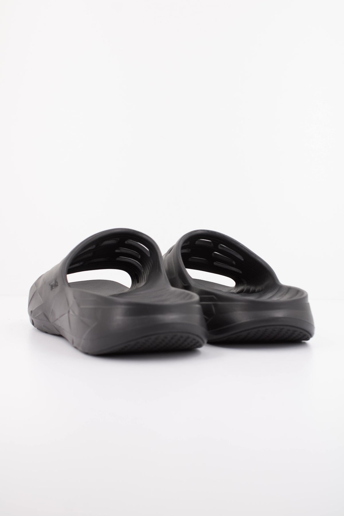 TEVA M APRETRAIL en color NEGRO  (4)