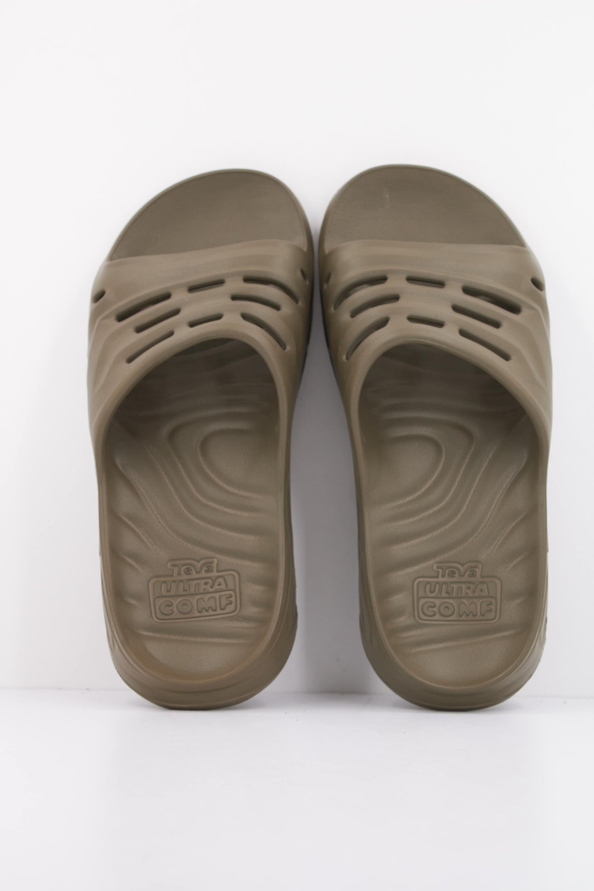 TEVA M APRETRAIL en color VERDE  (3)
