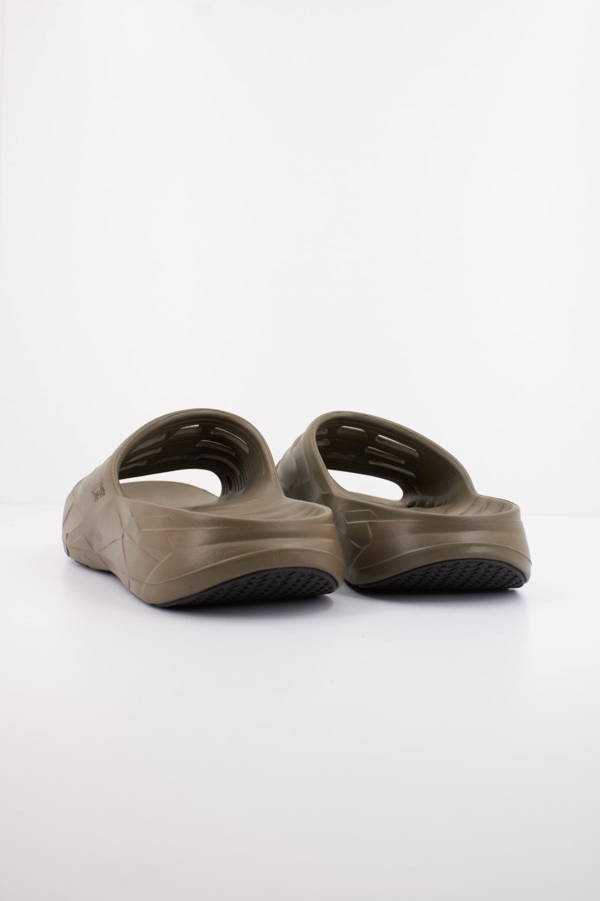 TEVA M APRETRAIL en color VERDE  (4)