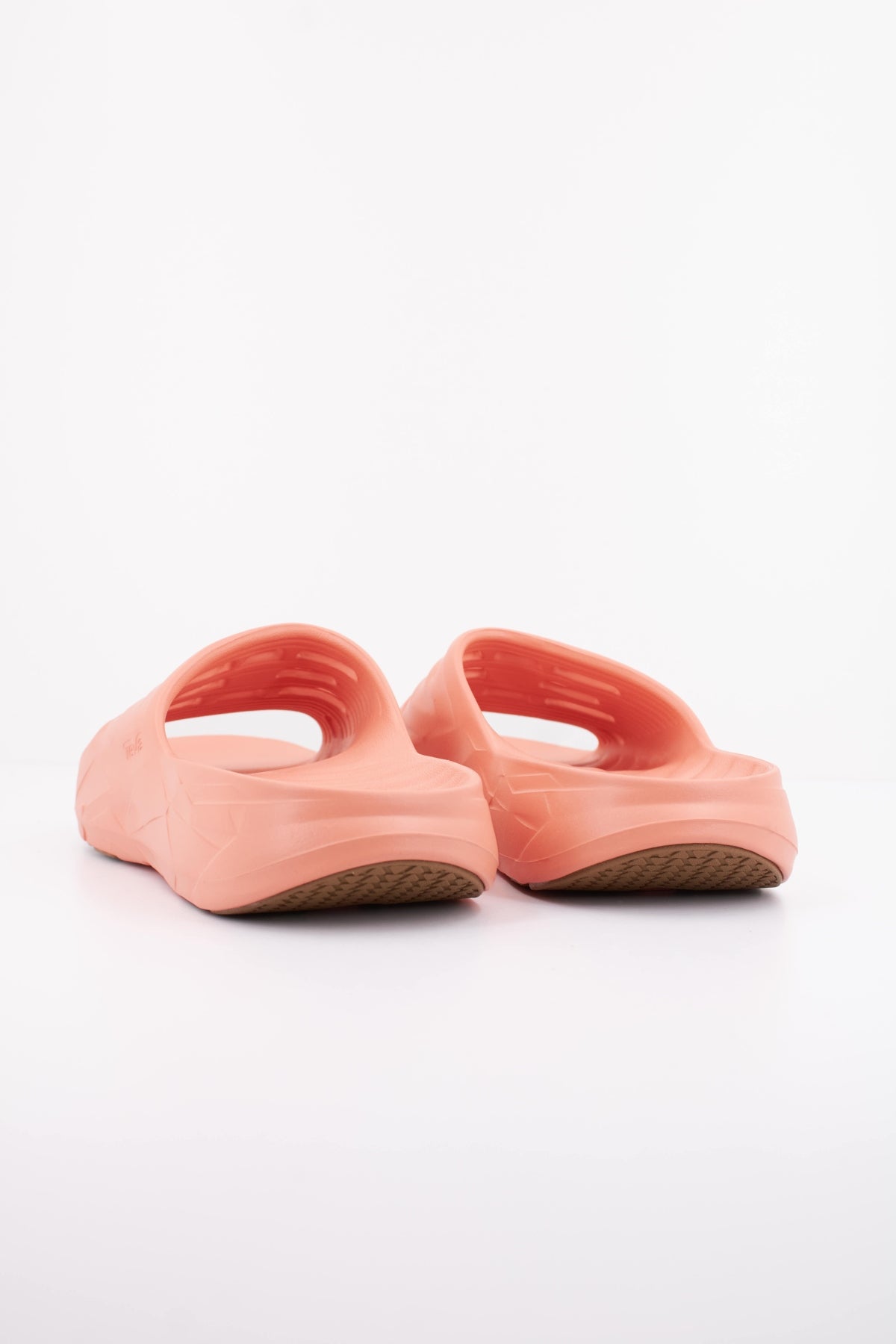 TEVA W APRETRAIL en color NARANJA  (4)
