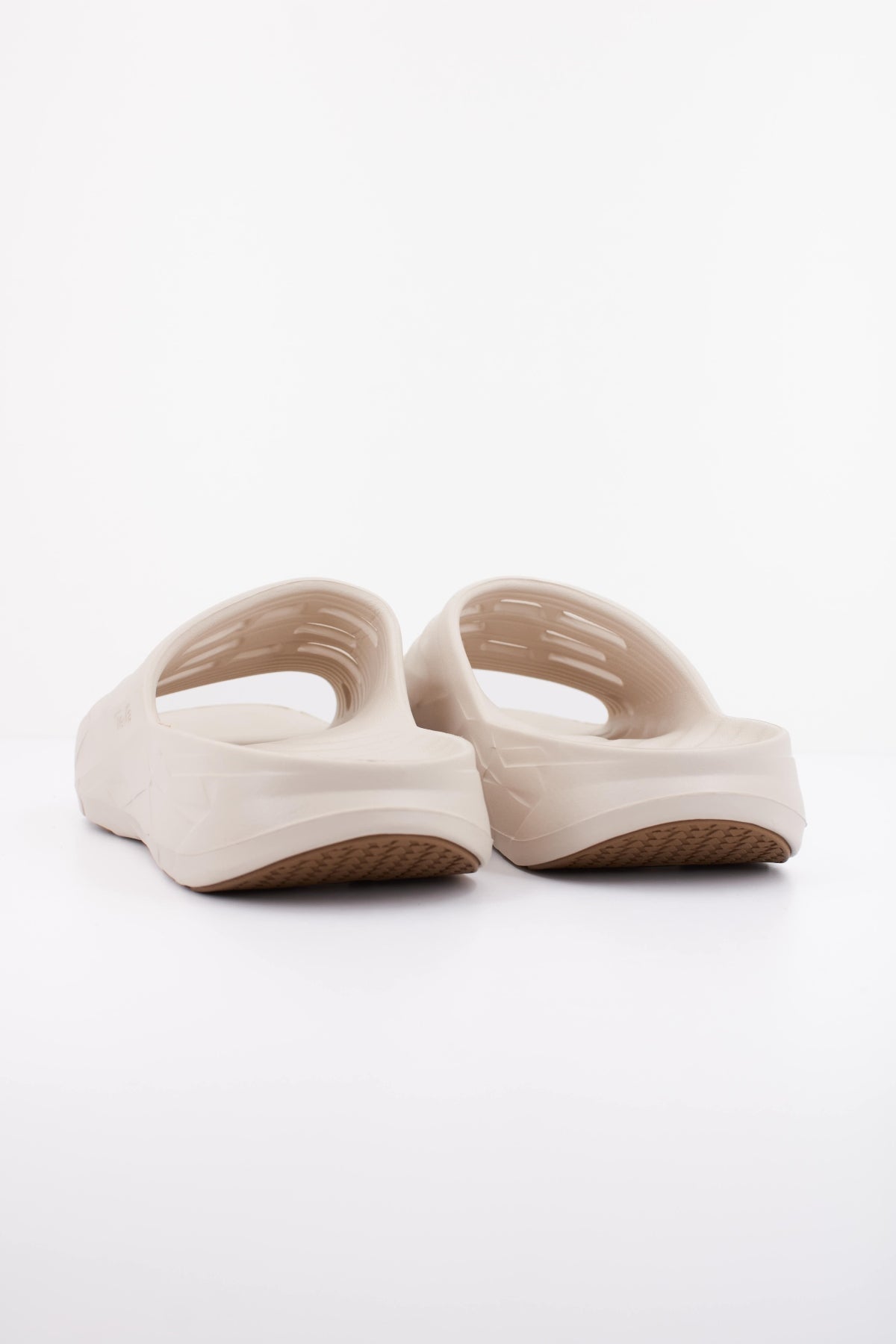 TEVA W APRETRAIL en color GRIS  (4)