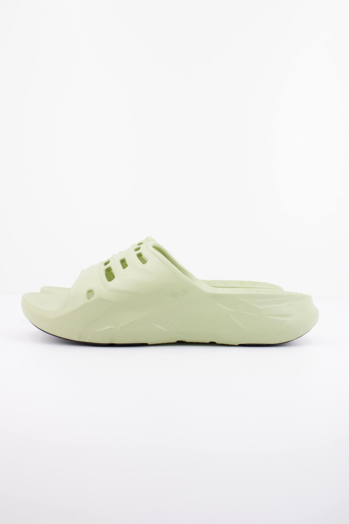 TEVA W APRETRAIL en color VERDE  (1)