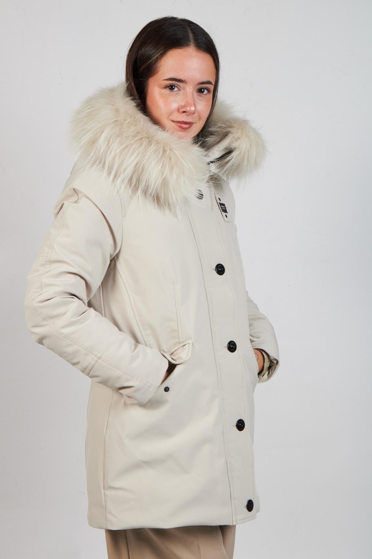 BLAUER  en color BLANCO  (2)