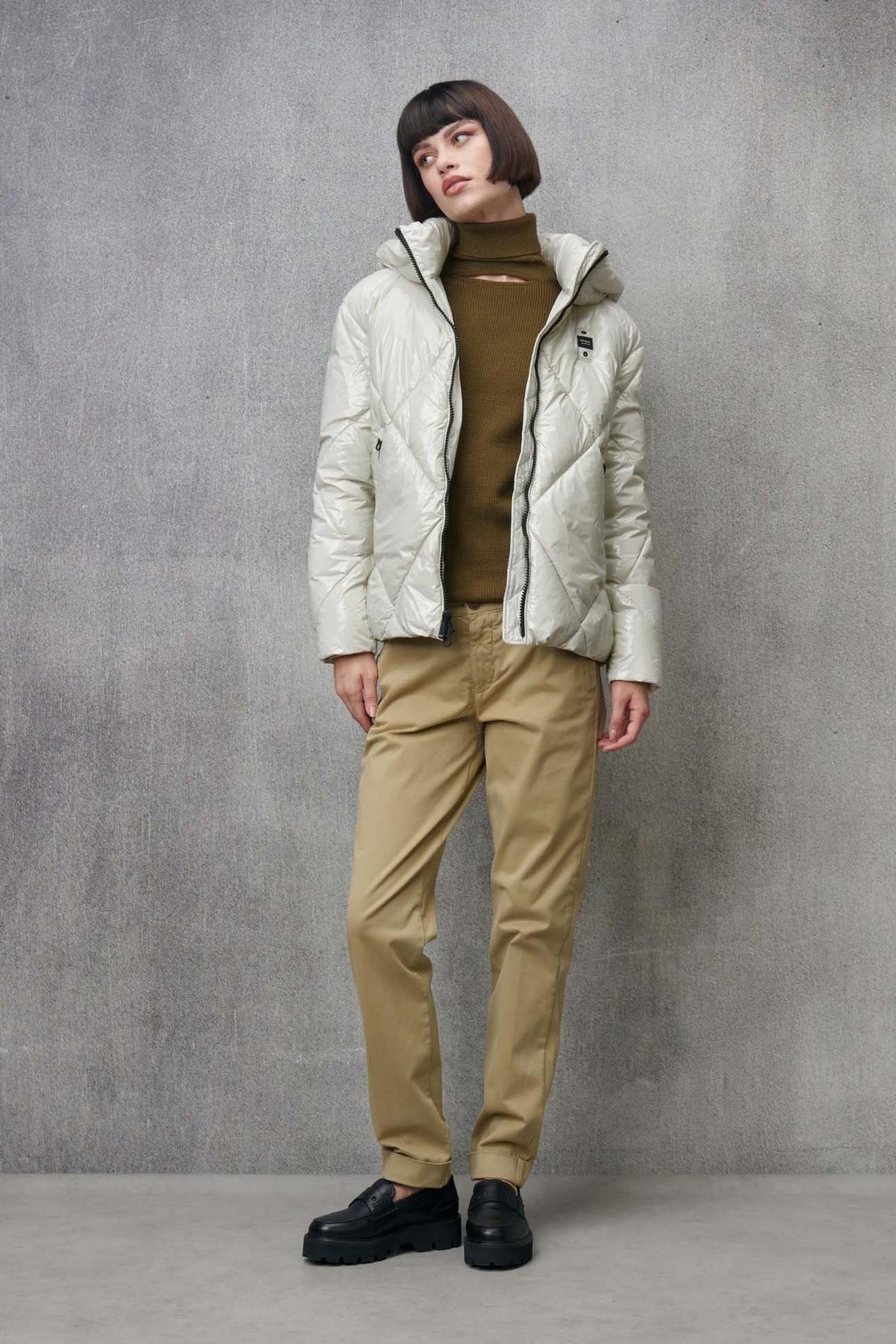 BLAUER JUNE en color BLANCO  (4)