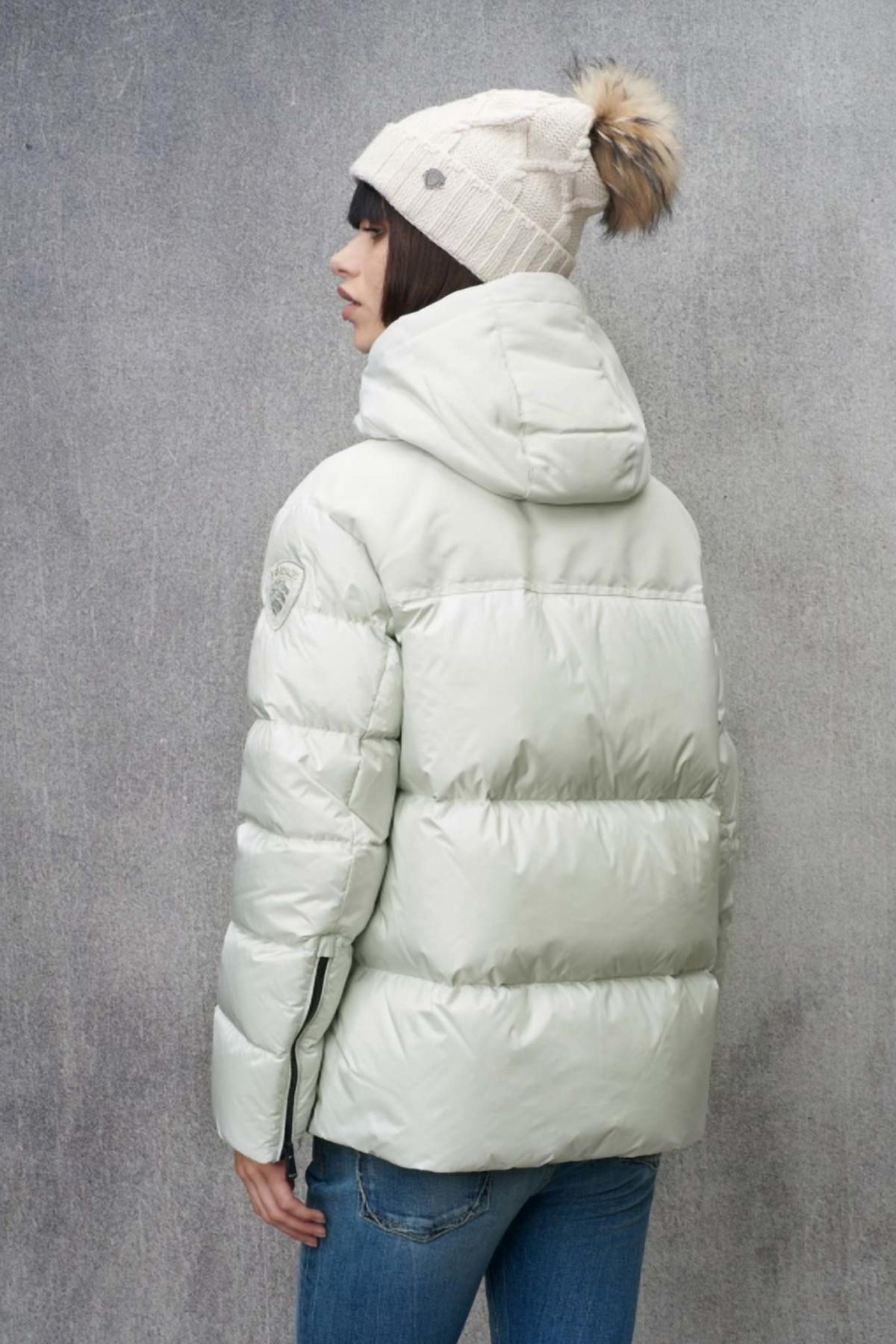 BLAUER LILA en color BLANCO  (3)