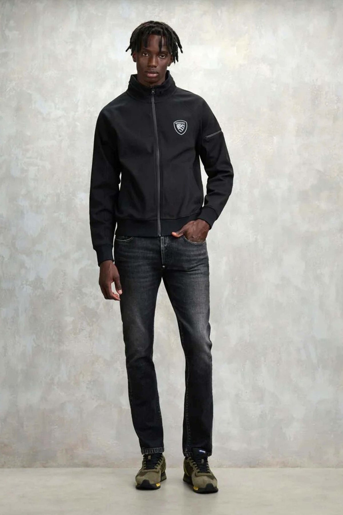 BLAUER NELSON en color NEGRO  (4)