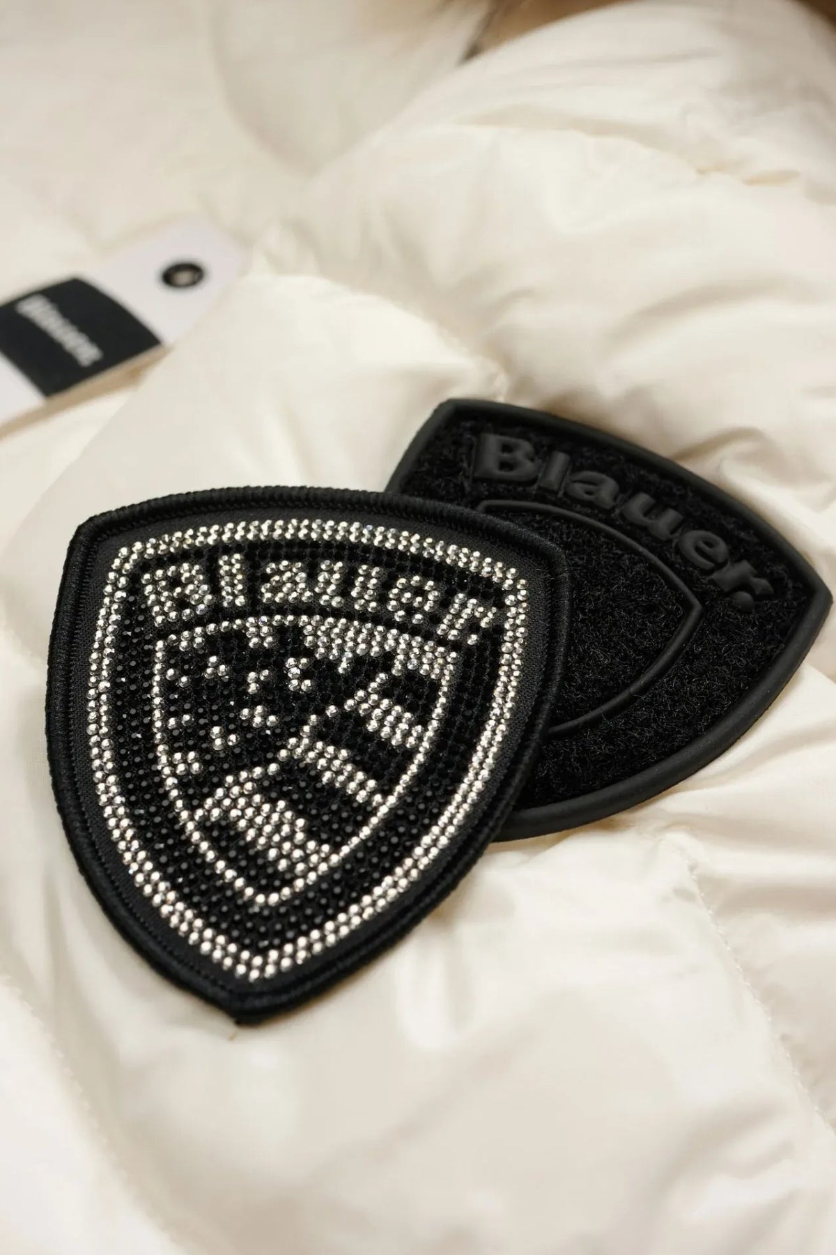 BLAUER ALDIE en color BLANCO  (4)
