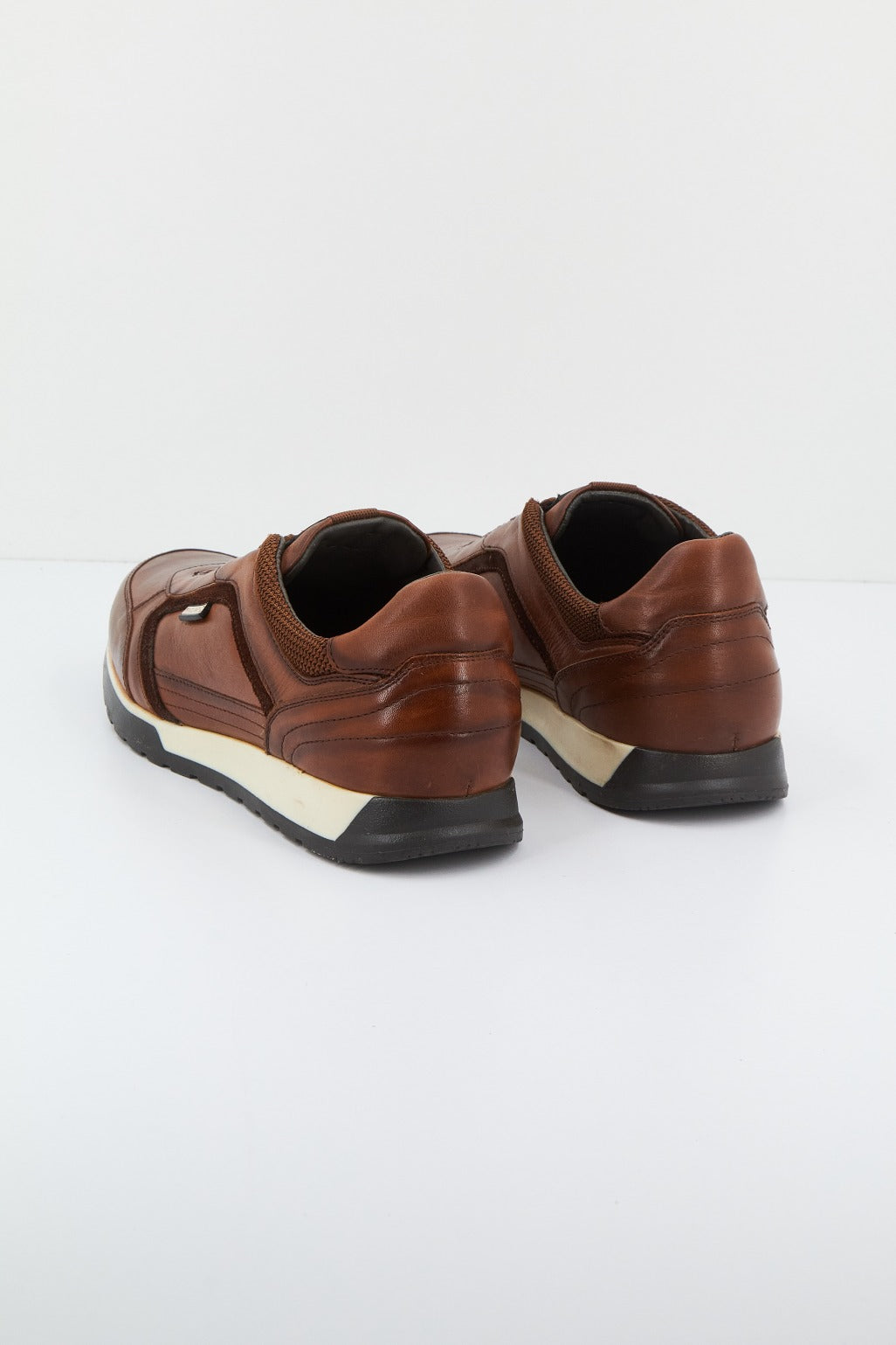PIKOLINOS CAMBIL en color MARRON  (3)