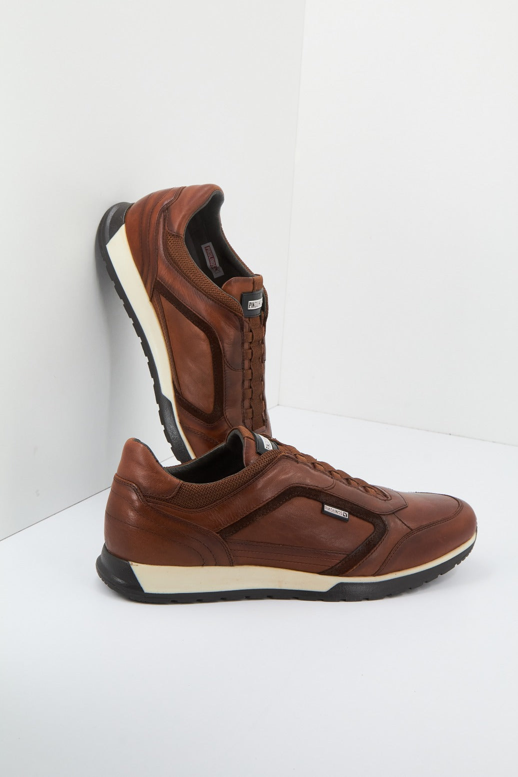 PIKOLINOS CAMBIL en color MARRON  (4)