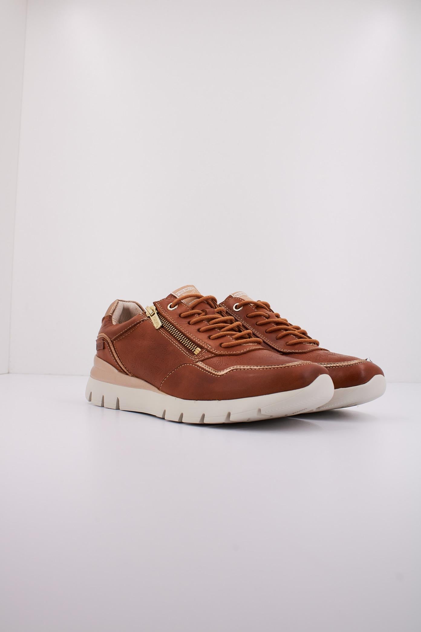 PIKOLINOS WR  en color MARRON  (2)