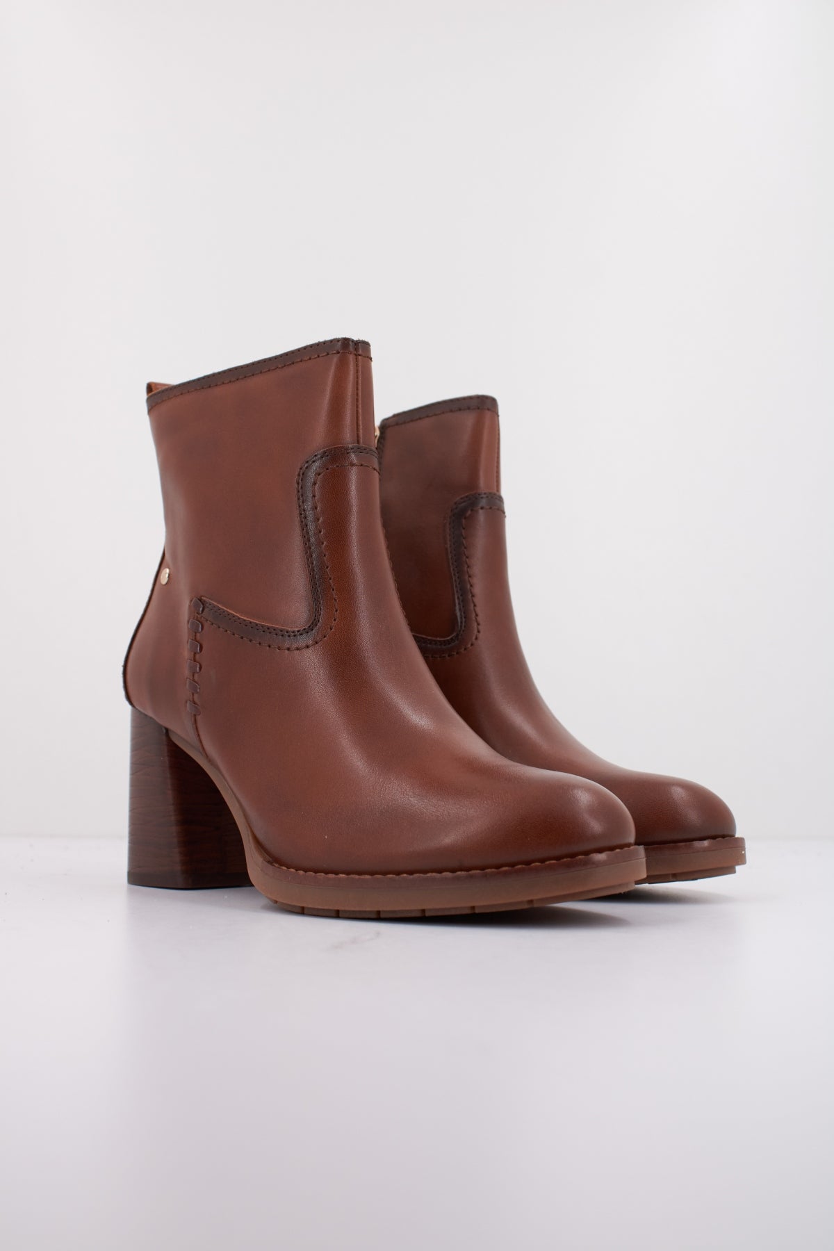 PIKOLINOS WU C en color MARRON  (2)
