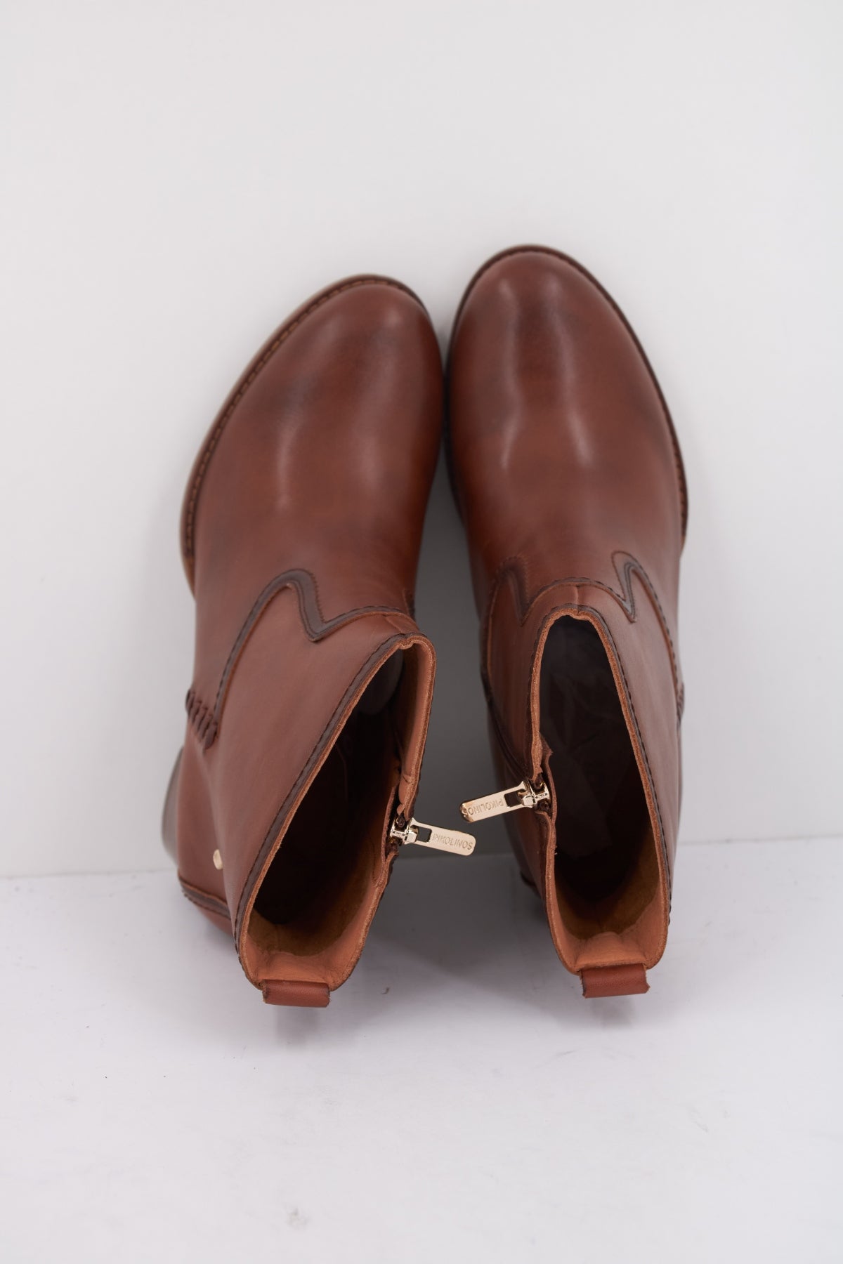 PIKOLINOS WU C en color MARRON  (3)