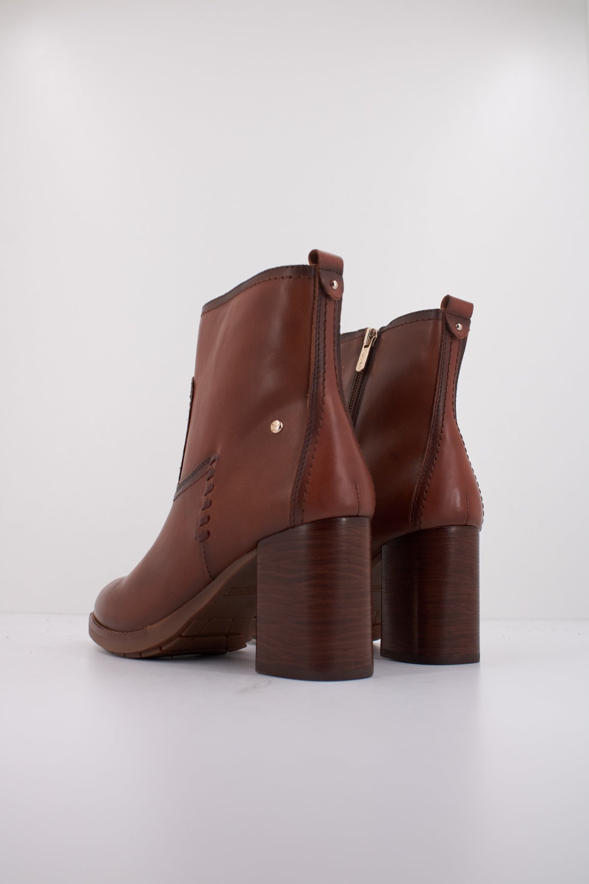 PIKOLINOS WU C en color MARRON  (4)