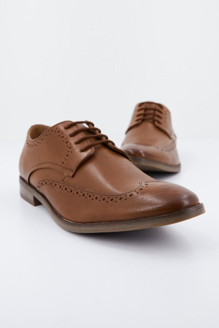 CLARKS STAMFORD LIMIT en color MARRON  (2)