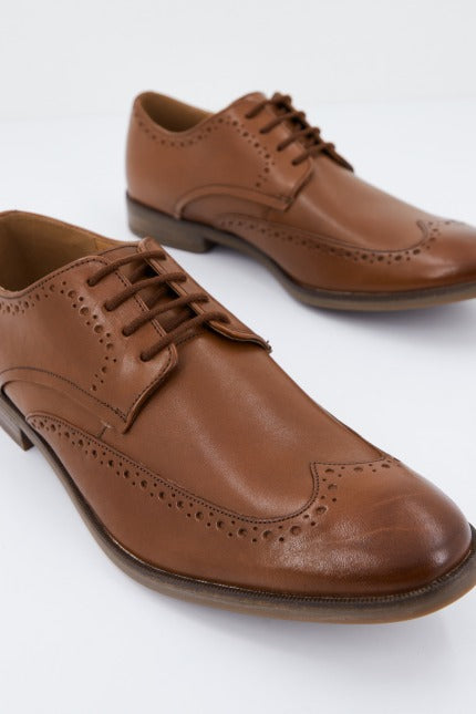 CLARKS STAMFORD LIMIT en color MARRON  (4)