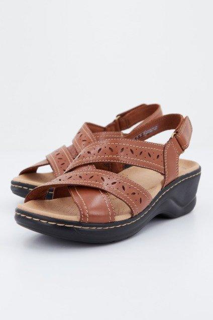 CLARKS LEXI PEARL en color MARRON  (1)