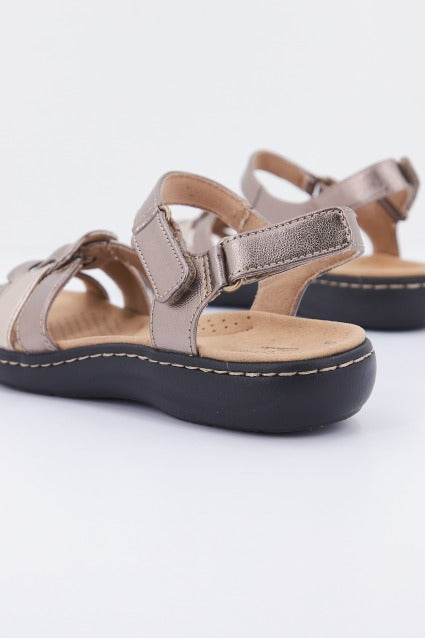 CLARKS LAURIEANN SELA en color BRONCE  (3)