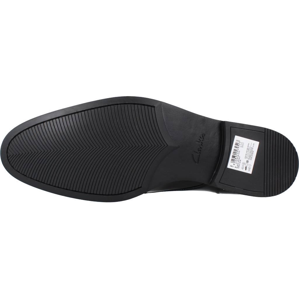CLARKS CITISTRIDELACE en color NEGRO  (6)