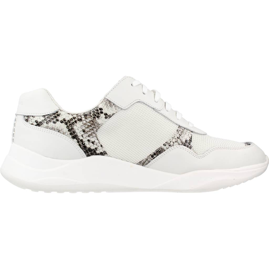 CLARKS SIFT LACE en color BLANCO  (4)