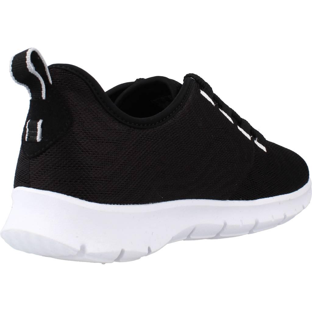 CLARKS  STEP ALLENA GO en color NEGRO  (3)