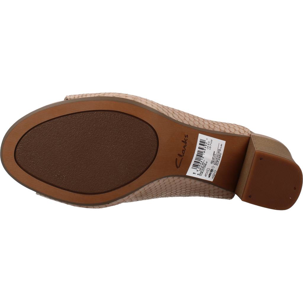 CLARKS  DEVA BELL en color BEIS  (6)