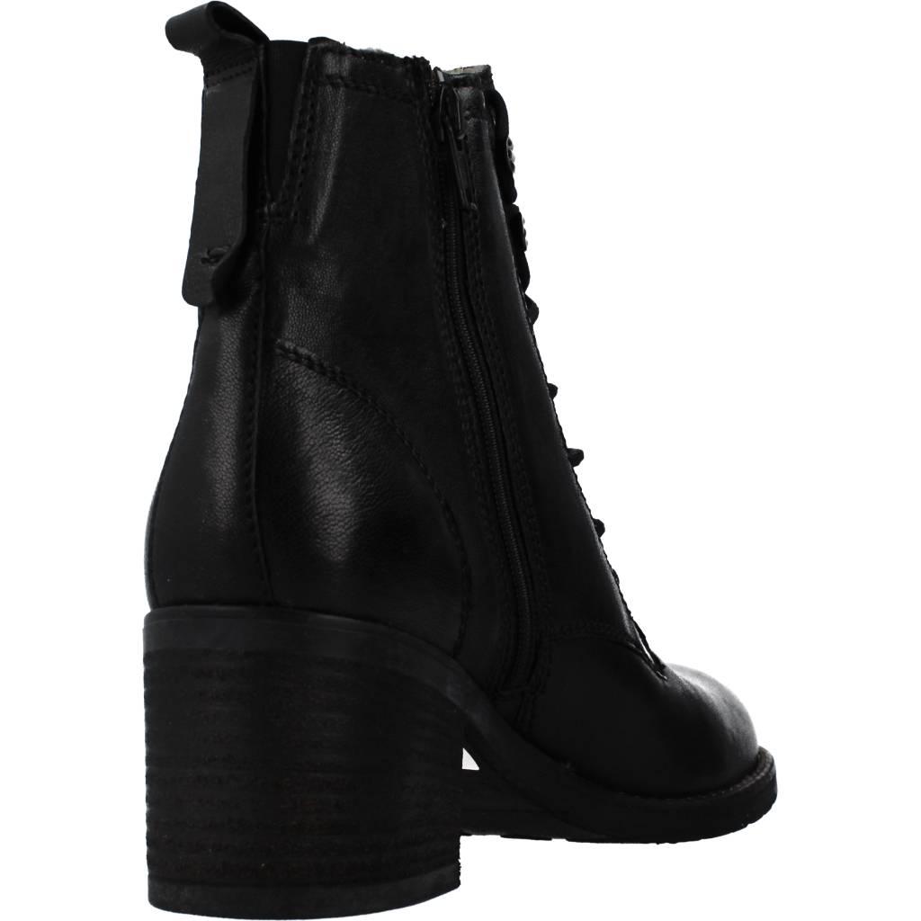 CLARKS  THORNBY LACE en color NEGRO  (3)