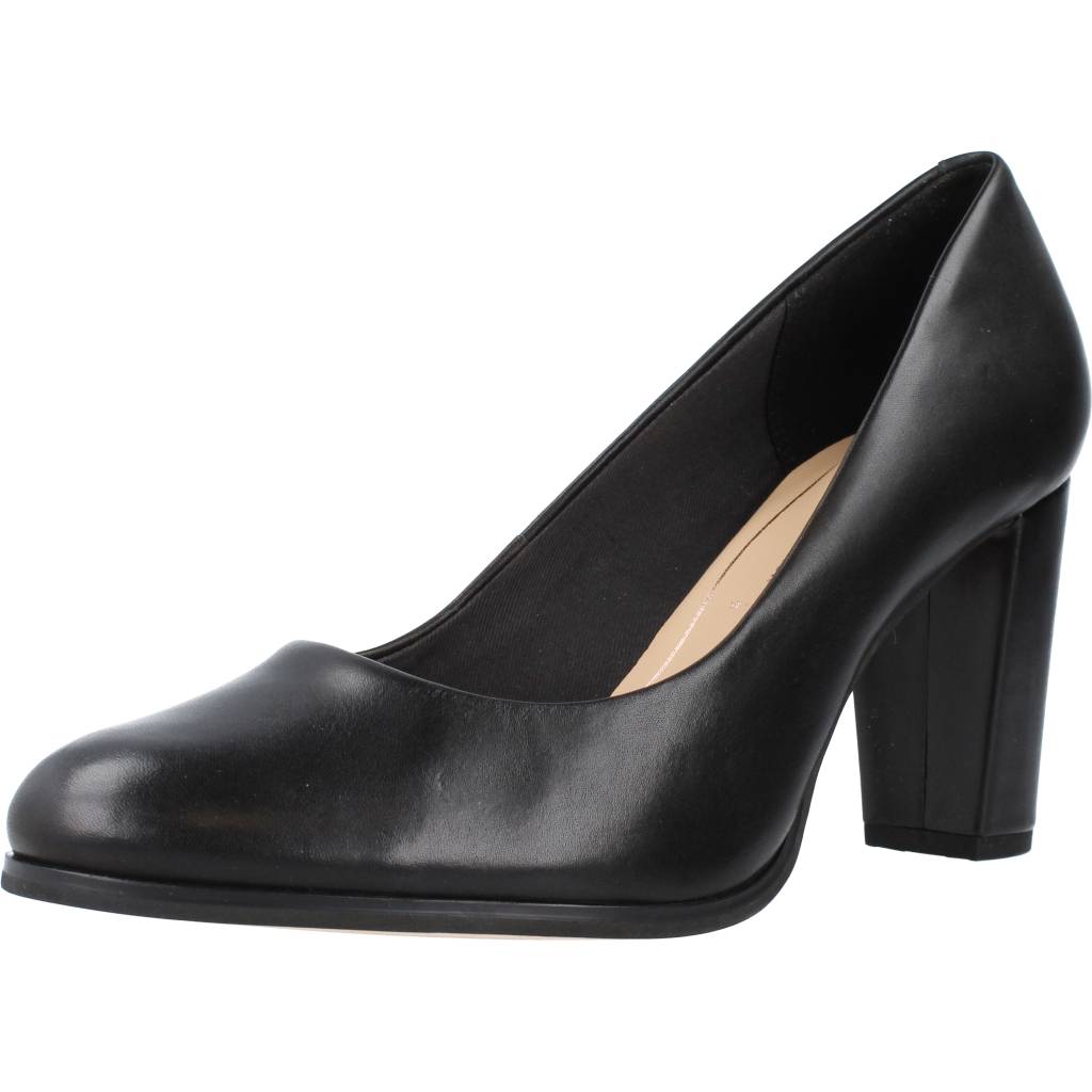 CLARKS KAYLIN CARA en color NEGRO  (1)