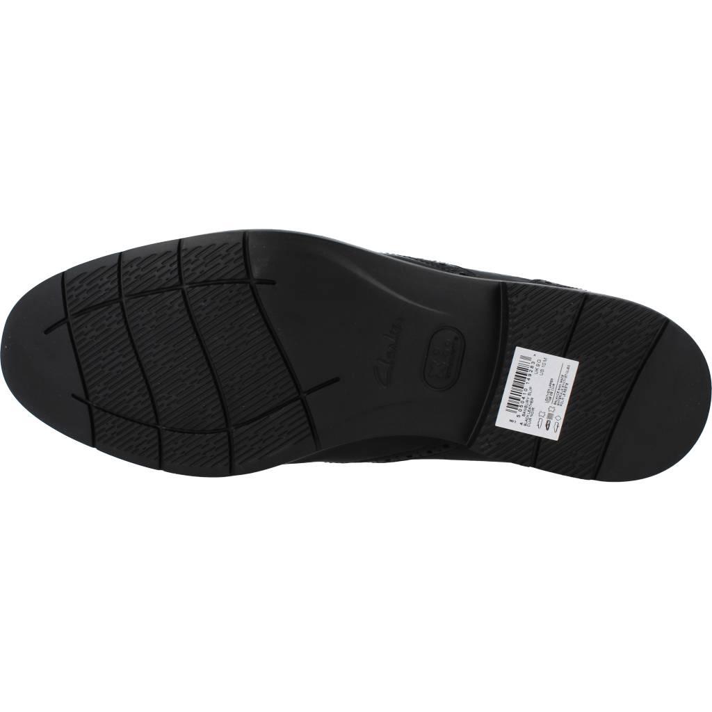 CLARKS  BANBURY SLIP en color NEGRO  (6)