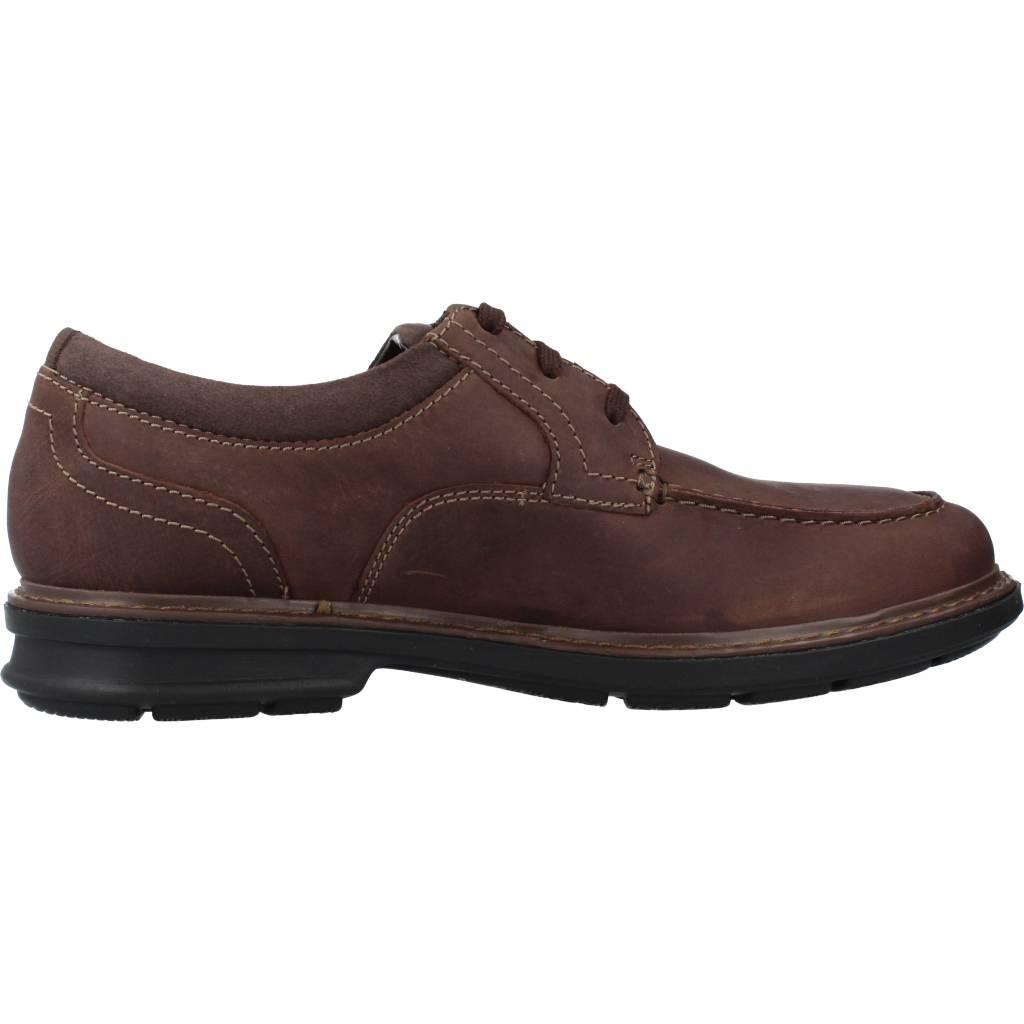 CLARKS  RENDELL WALK en color MARRON  (4)