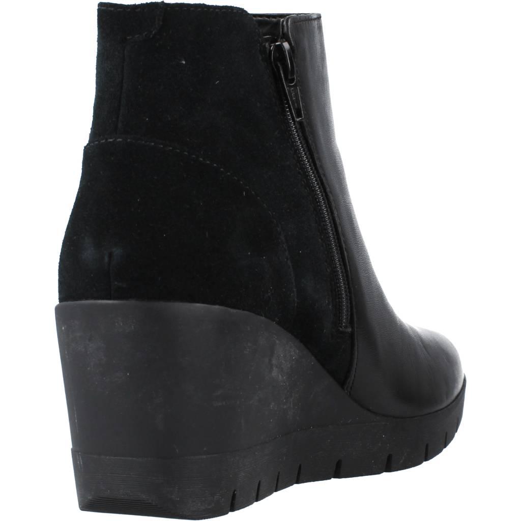 CLARKS MADERA LO en color NEGRO  (3)