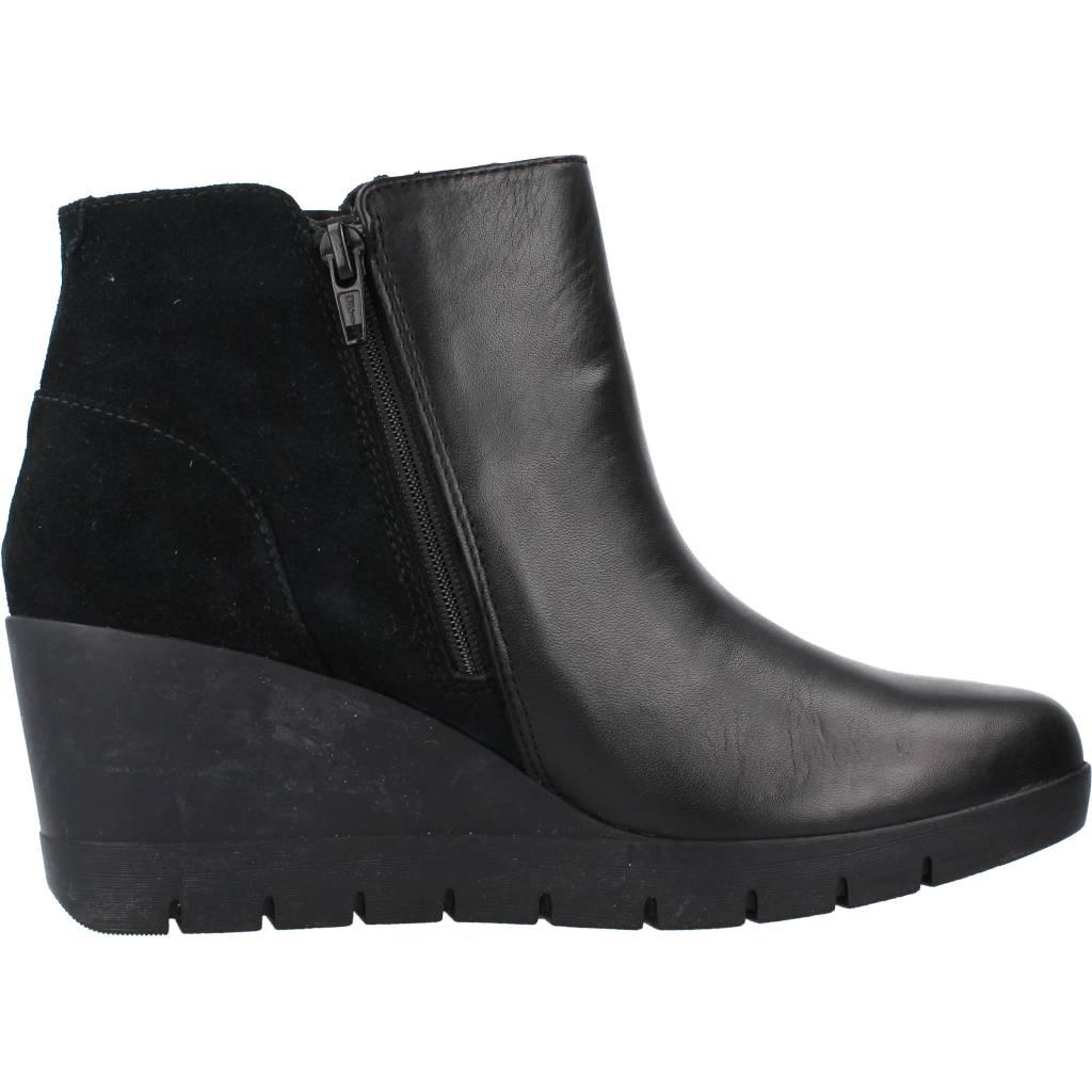CLARKS MADERA LO en color NEGRO  (4)