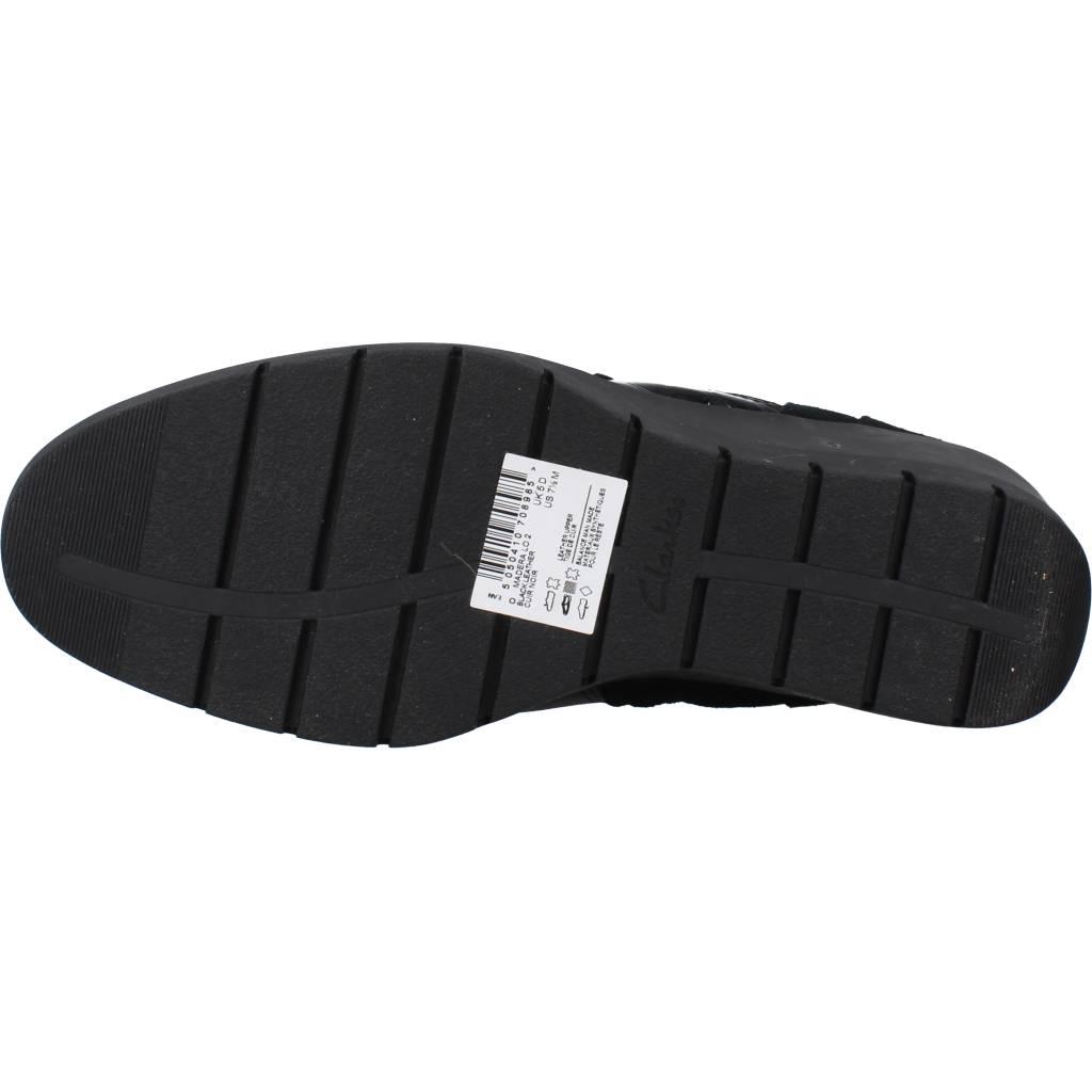 CLARKS MADERA LO en color NEGRO  (6)