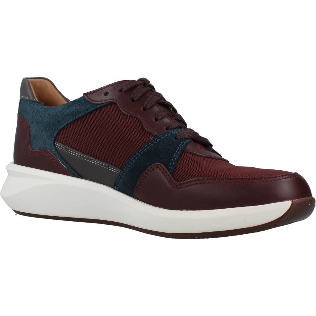CLARKS  UN RIO RUN en color BURDEOS  (5)