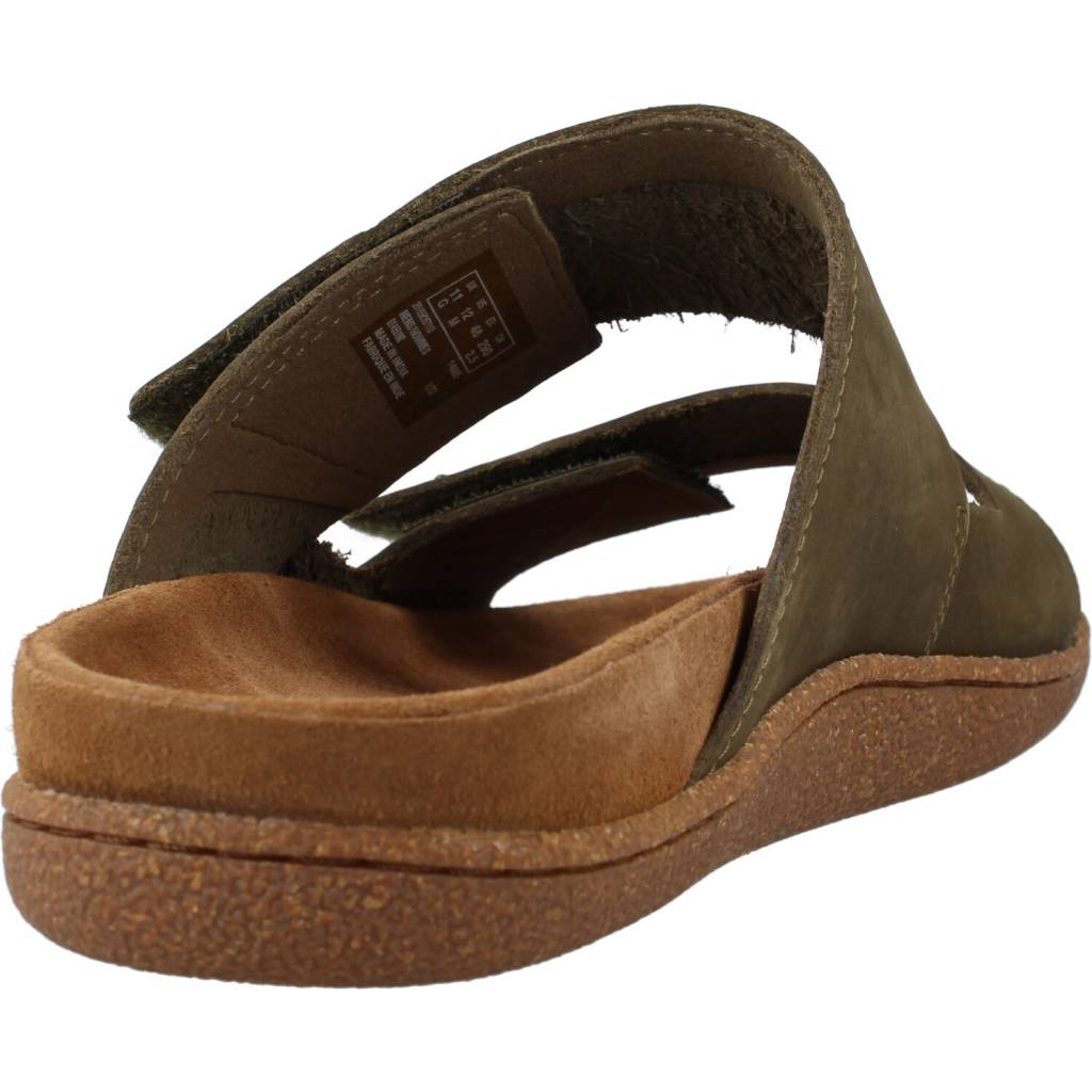 CLARKS  PILTON STRAP en color VERDE  (3)
