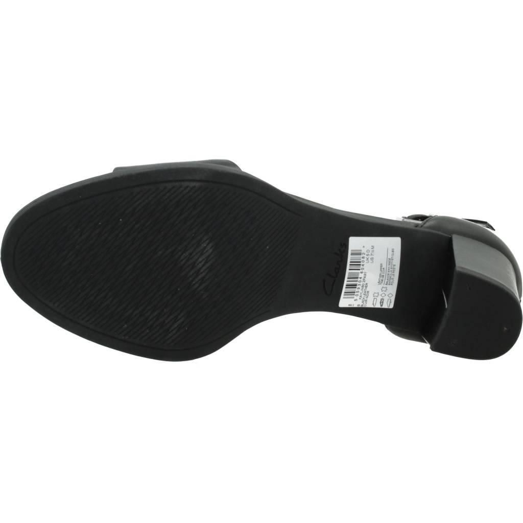 CLARKS KAYLIN en color NEGRO  (6)