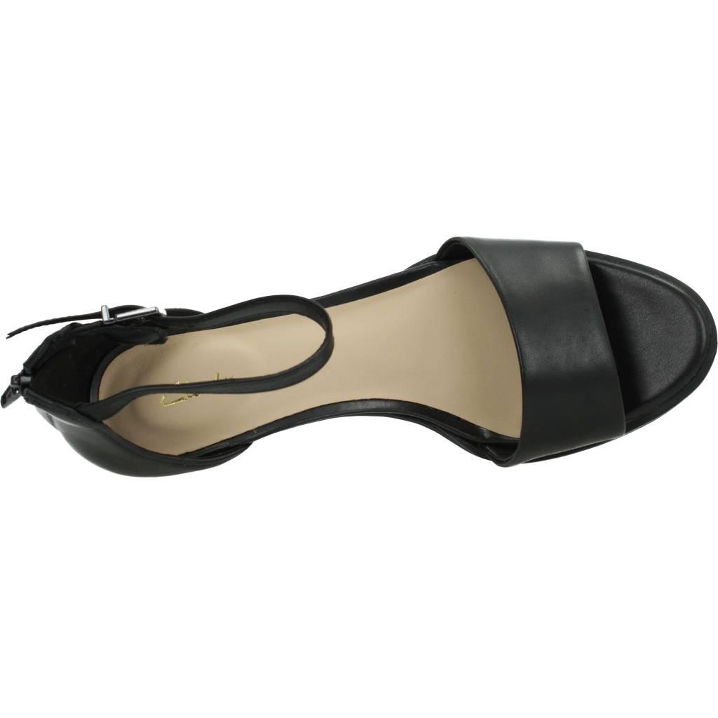 CLARKS KAYLIN en color NEGRO  (7)