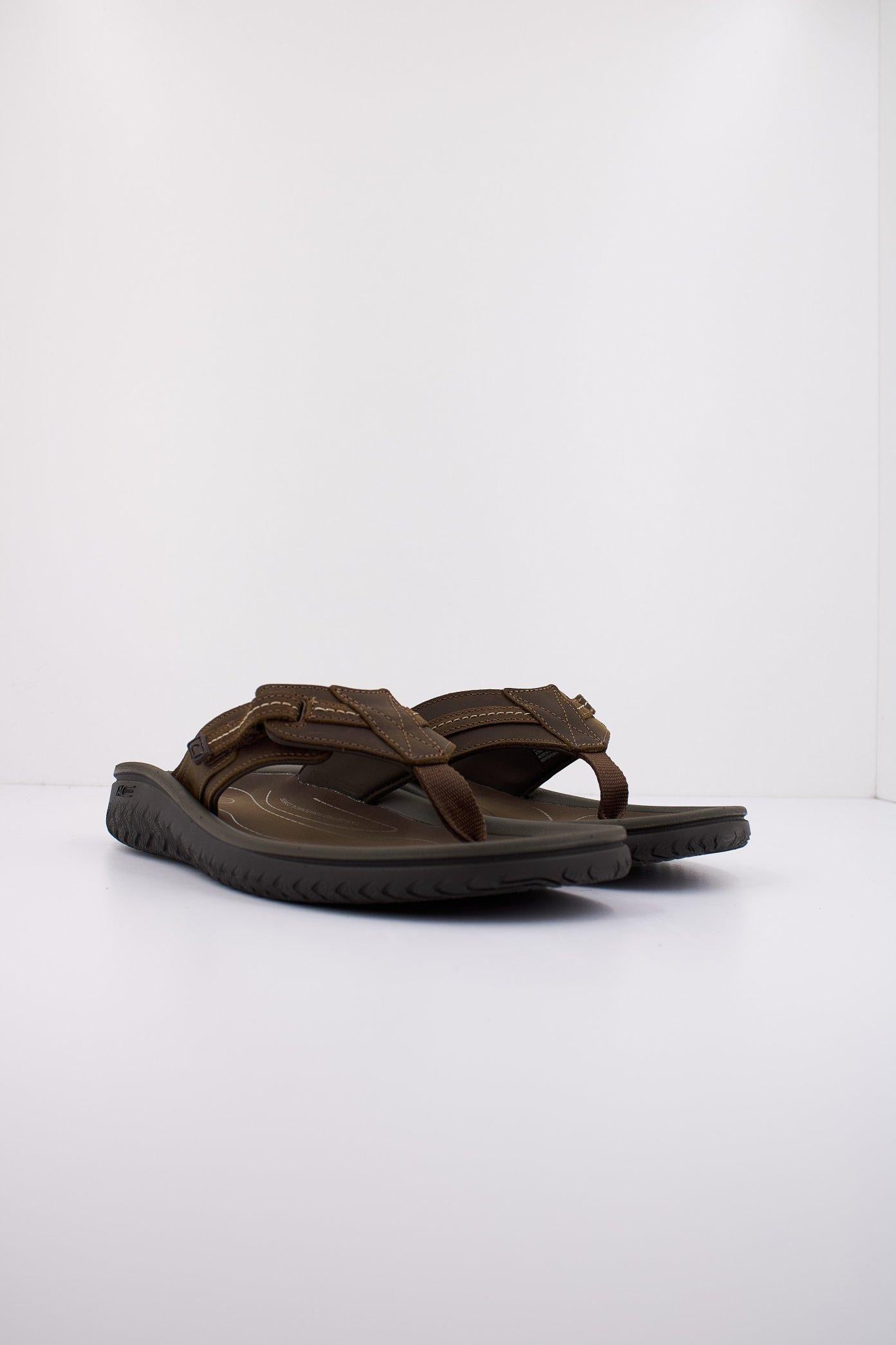 CLARKS WESLEY SUN en color MARRON  (2)