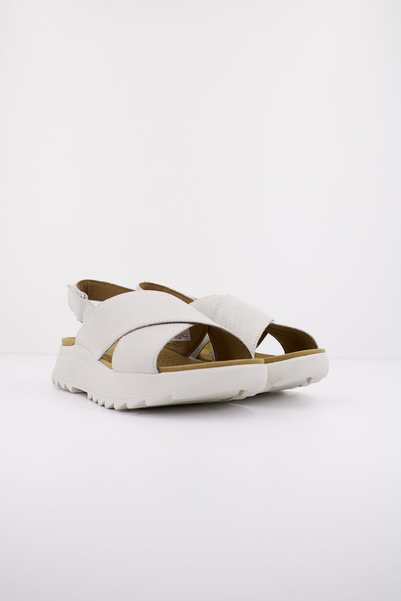 CLARKS DASHLITE WISH en color BLANCO  (2)